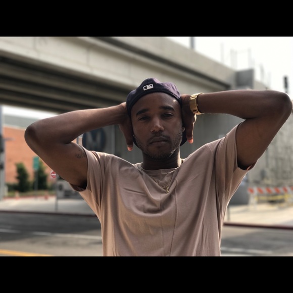 Subscribe to me on Tiktok and Ig @itswilliamjerry - Picture 1 of 1